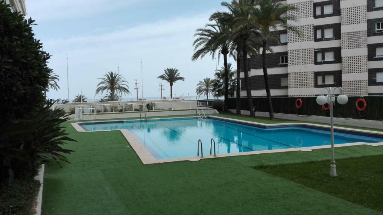 Apartamento En 1ª Linea Playa De Gandía Esterno foto